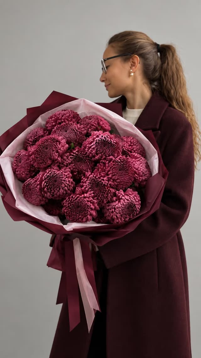 Моно букет “Bigoudi flowers” — Хризантема одноголовая